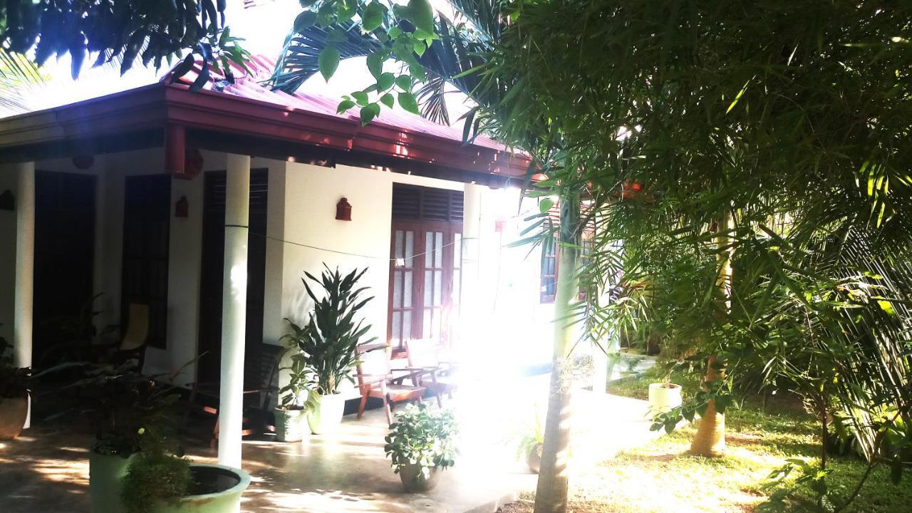 Eagle Homestay Tangalle Exteriér fotografie